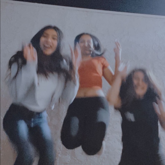 Meet your Posher, Isabelle - Picture 1 of 1